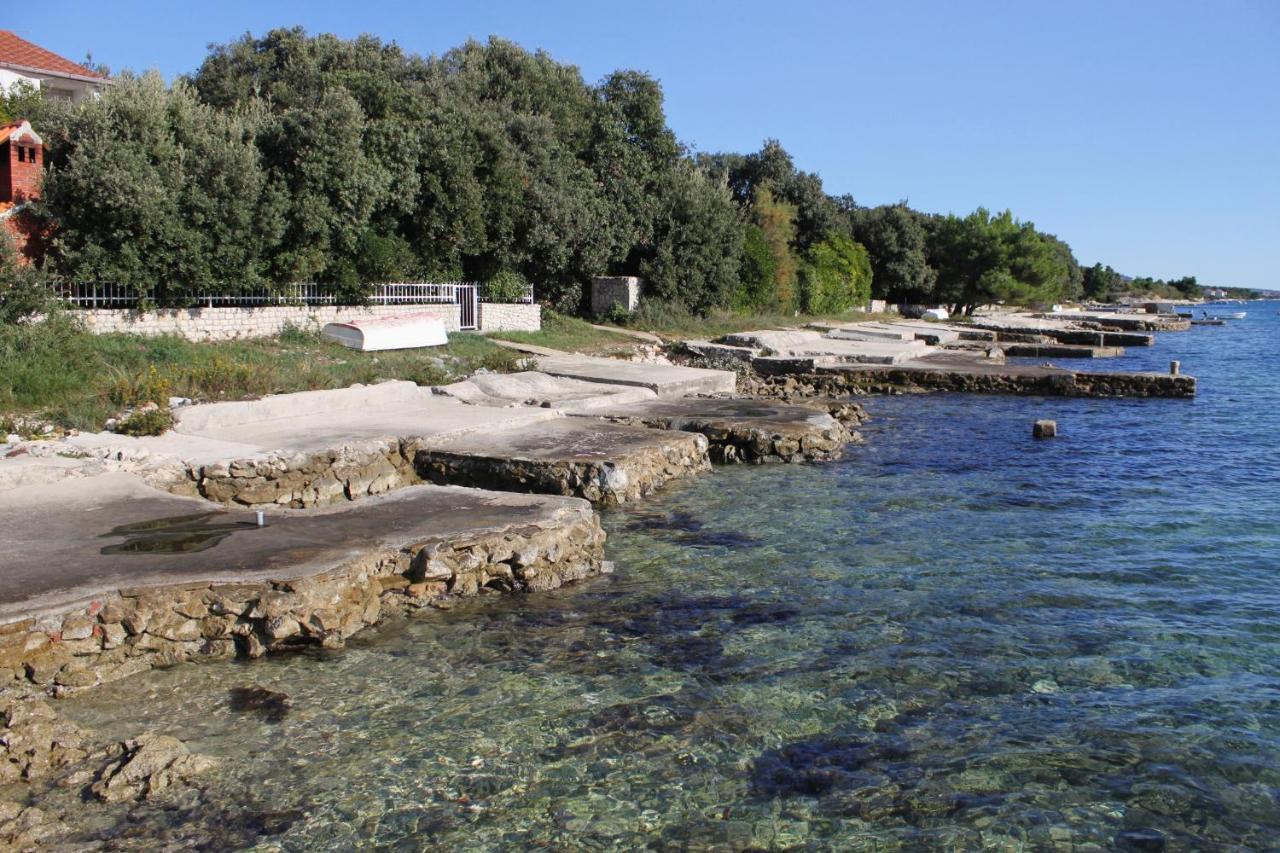 Family Friendly Seaside Apartments Kozino, Zadar - 5749 Petrcane Ngoại thất bức ảnh